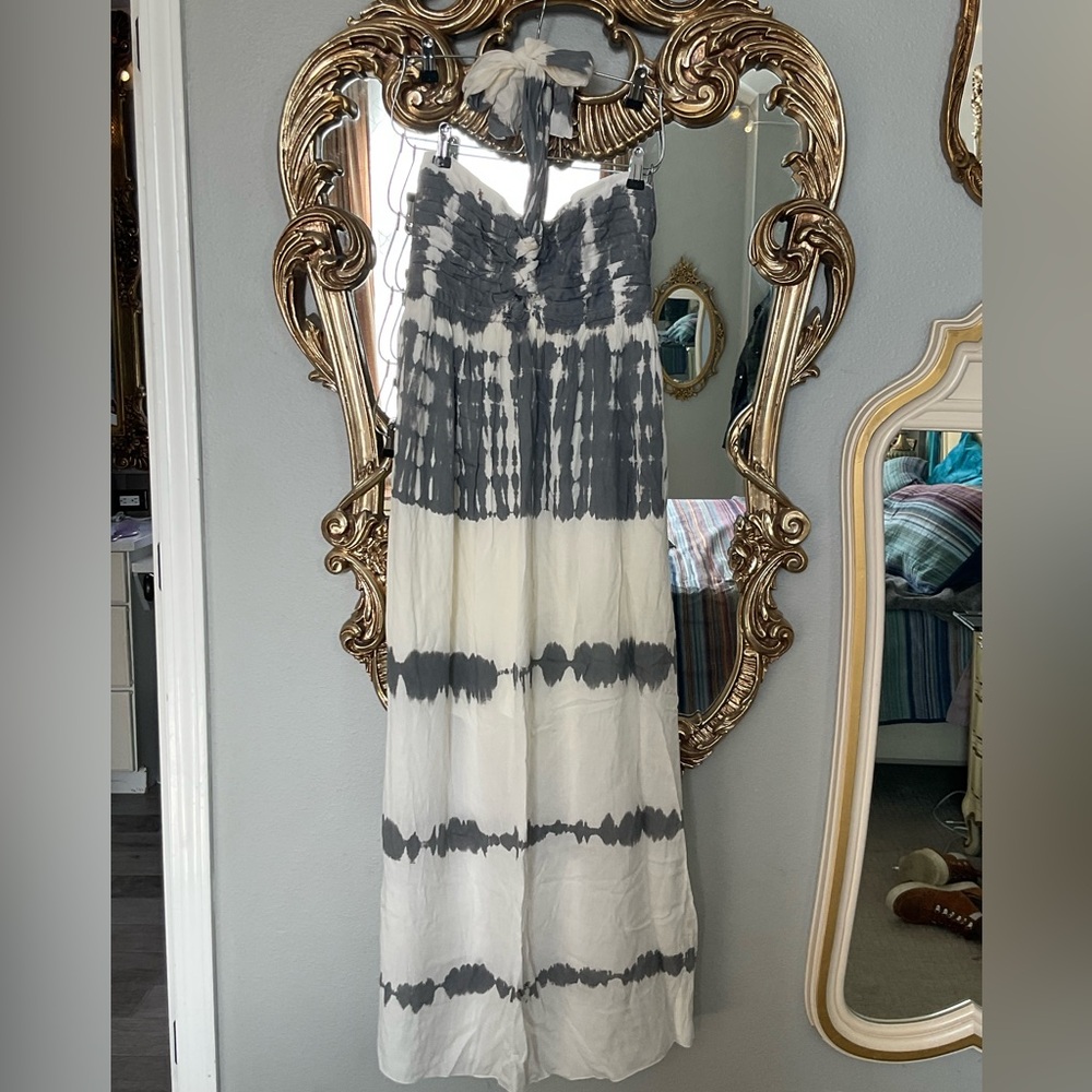 Pineapples Designed in Hawaii, Gray and White Tie-Dye Maxi Dress